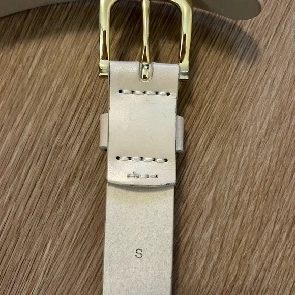 J. Crew Cream Leather Belt with Gold Buckle - Picture 3 of 3
